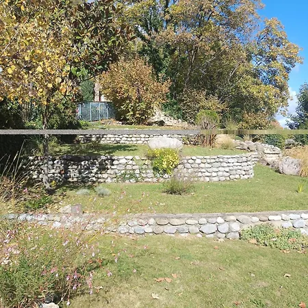 Lumineux Proche Centre & Nature דירה *